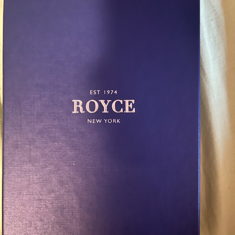 Royce New York four zip travel organizer - Picture 2 of 4